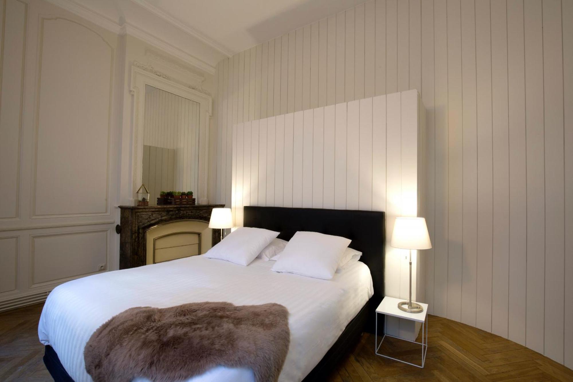 Appartement Sur Les Quais De Bordeaux Esterno foto